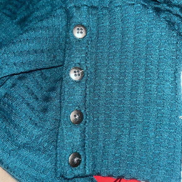 Chasor Waffle Knit top Lush - Picture 6 of 6